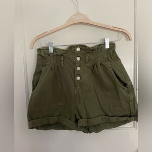 Zara button front high waist utility shorts. Hunter green. Size 6.